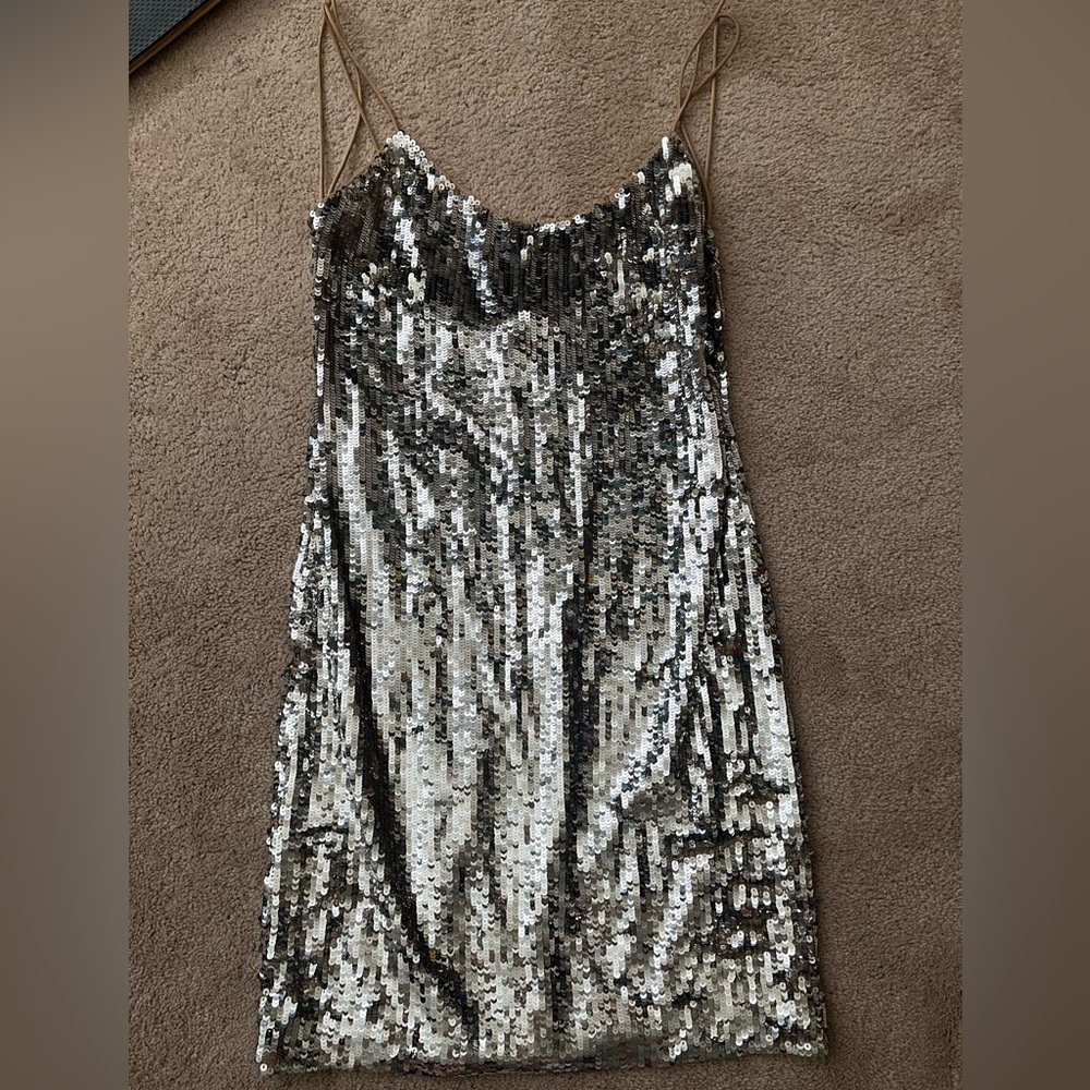 Silver dress body con so fun! Worn Taylor swift concert